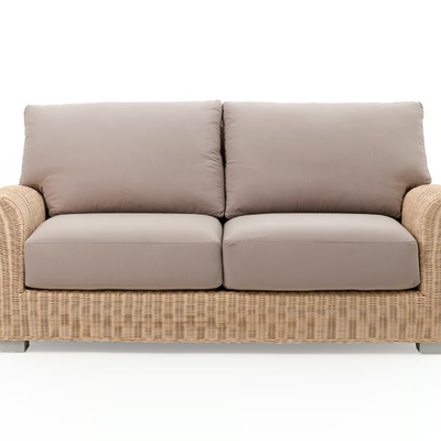 2-seater-sofa-in-italy-524483-rel2e7cdcd4.jpg